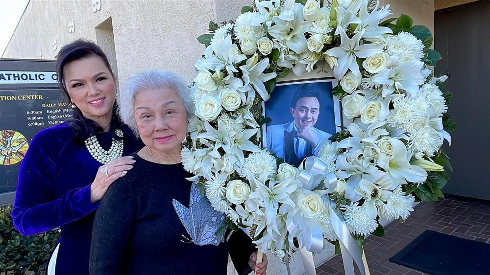 Bà xã Chí Tài khóc nghẹn trong giỗ đầu danh hài ở Mỹ-5