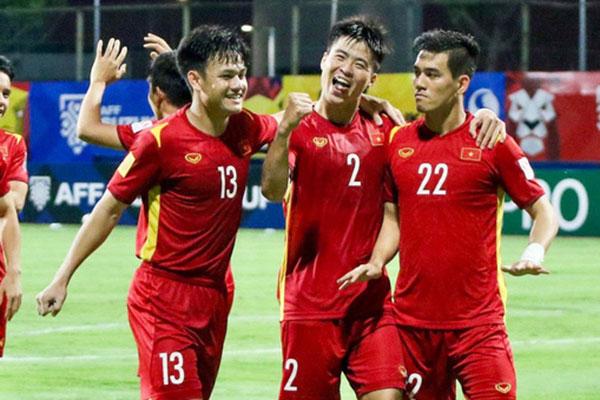 Thắng đậm Campuchia, sao tuyển Việt Nam vẫn buồn rười rượi?-6