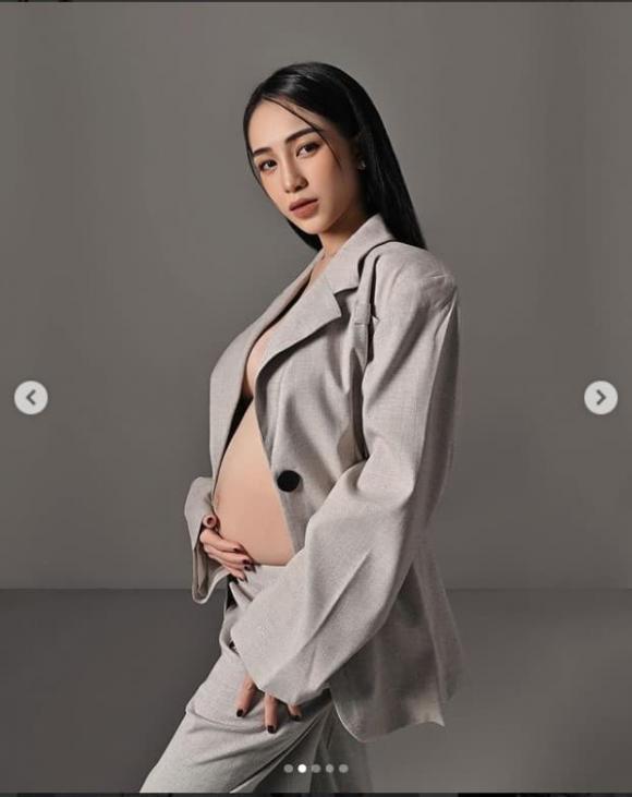Ngoại hình đổi khác con gái Minh Nhựa mang thai lần 2 tuổi 22-2