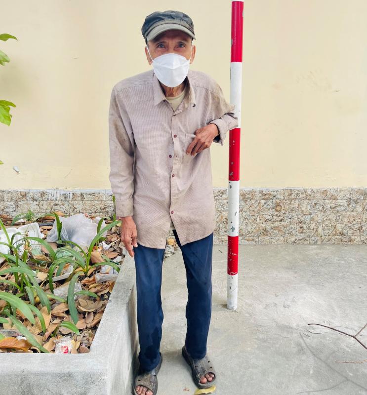 Màn che giấu thân phận của cụ ông hiếp dâm trẻ em trốn nã 15 năm-1