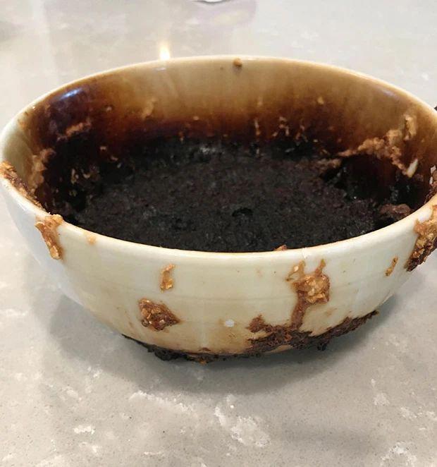 Khi hội ngáo ngơ lần đầu sử dụng lò vi sóng và cái kết-7