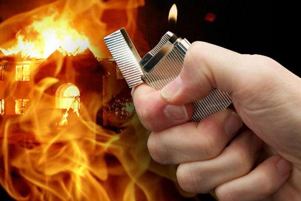 Đòi chia tay, cô gái bị bạn trai tẩm xăng thiêu sống-1