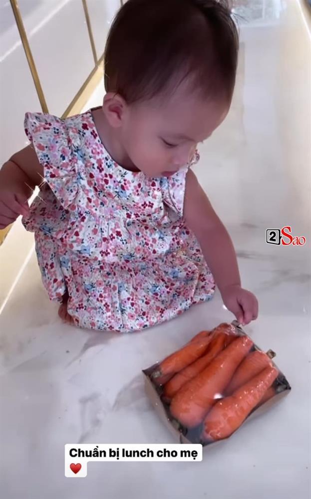 Con gái Hồ Ngọc Hà ngày bận đủ việc, cưng xỉu từng phút giây-2