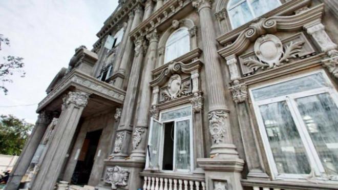 Choáng ngợp lâu đài Cô dâu 8 tuổi 150 tỷ ở vùng quê sông nước miền Tây-2