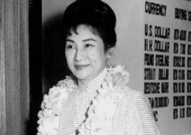 Người đàn ông bỏ vợ để cưới bà quả phụ, U80 vẫn phải chịu nhục-5