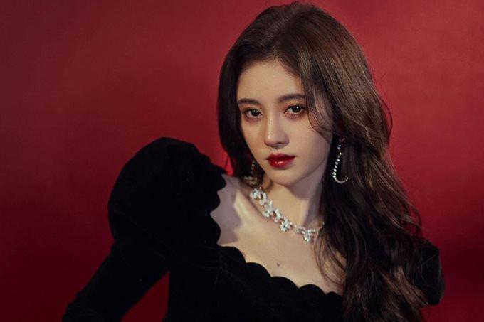 Tua nhanh khoảnh khắc Vương Nhất Bác và Cúc Tịnh Y tình bể tình-1