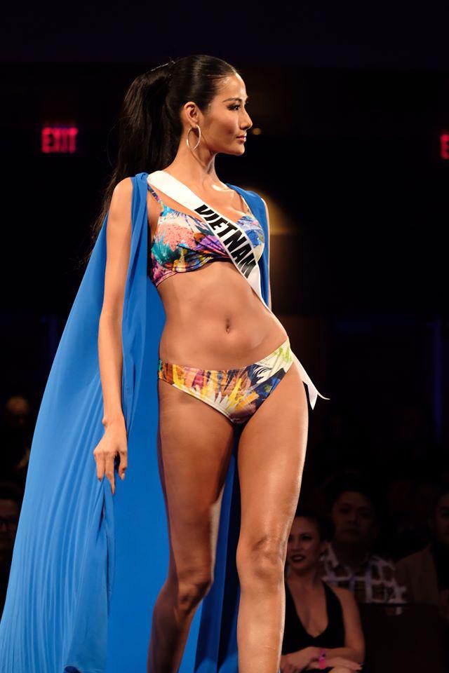 Loạt ảnh đẹp để đời của dàn mỹ nhân Việt tại Miss Universe-20