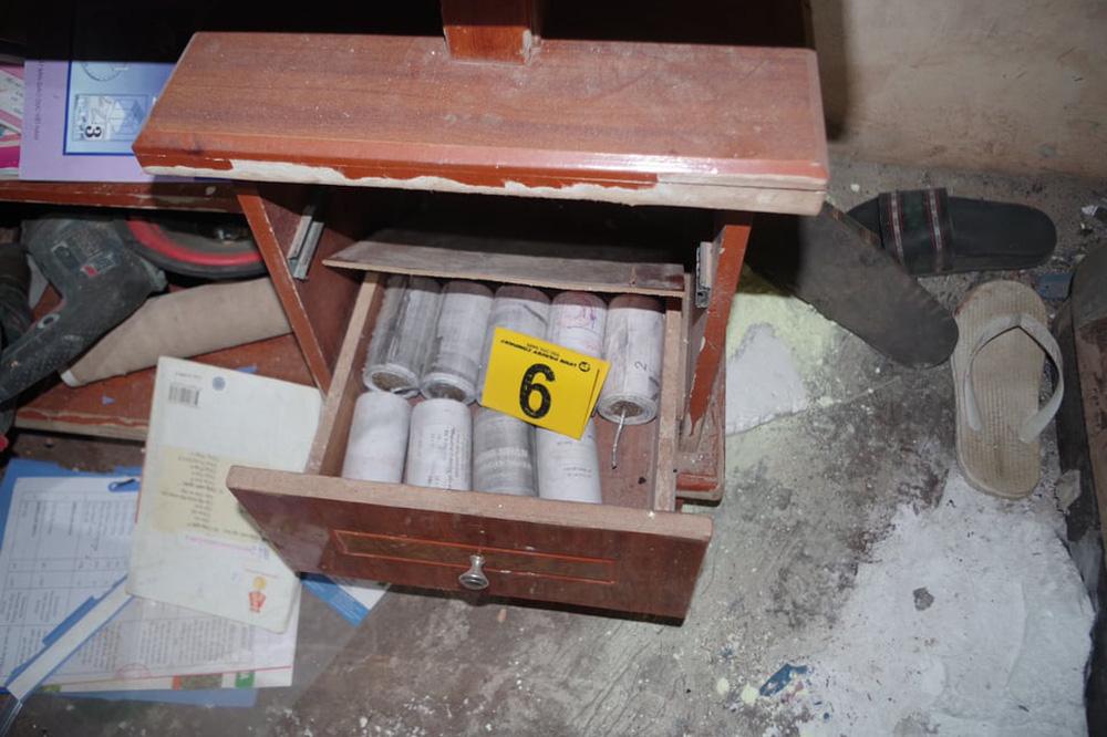 Tự chế pháo nổ, bé trai 13 tuổi tử vong thương tâm-2