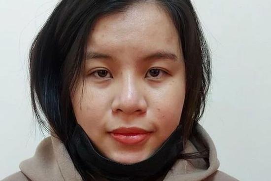 Bạn trai nhờ kinh doanh nước hoa, cô gái lừa 640 triệu của mẹ người yêu