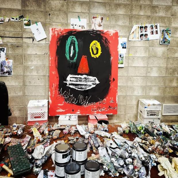 Vừa hết cách ly, nam thần V (BTS) đã hẹn hò cùng ngôi sao quyền lực-2