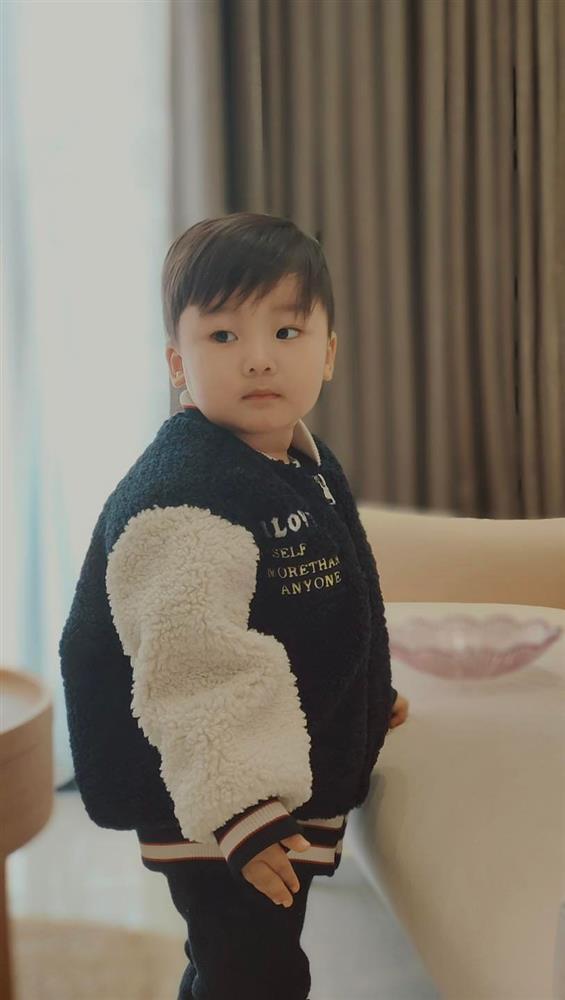 Hòa Minzy đau lòng vì con quá ngoan, các mẹ bỉm đồng cảm-6