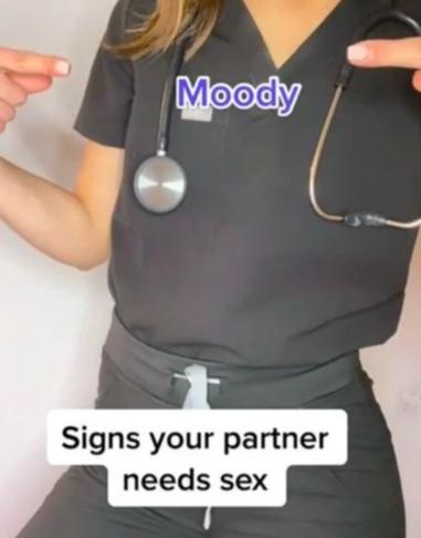 3 dấu hiệu ở đàn ông các bà vợ phải xem xét chuyện giường chiếu ngay!-1