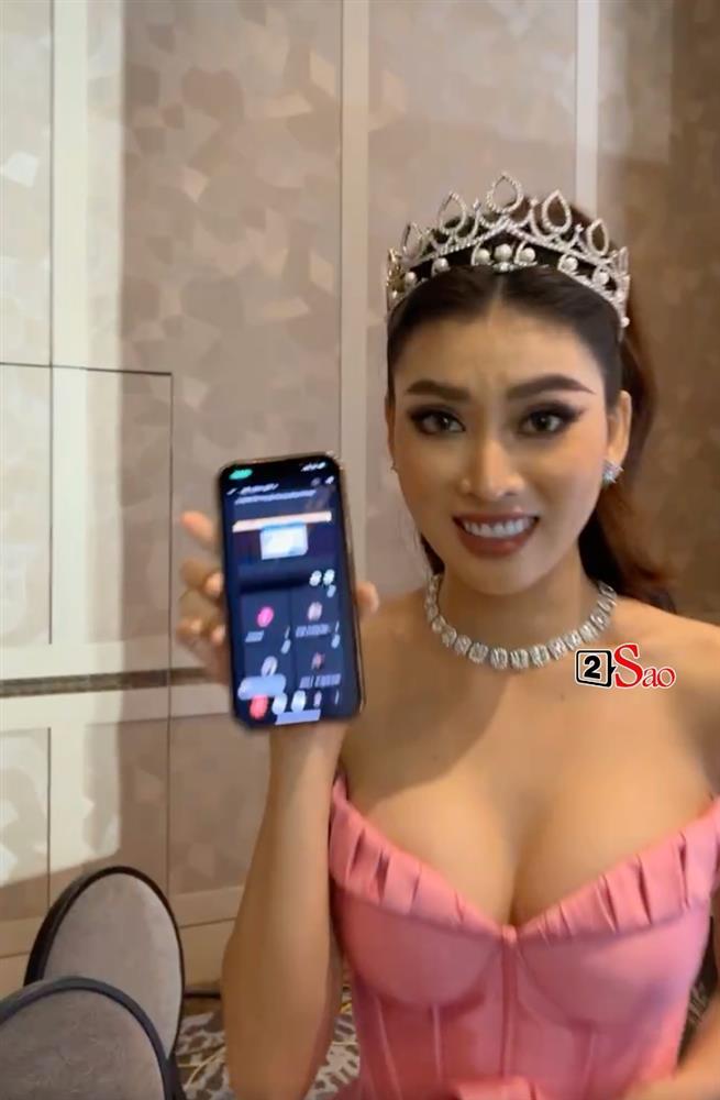 Best tranh thủ: Á hậu Ngọc Thảo vừa chạy show vừa học online-5