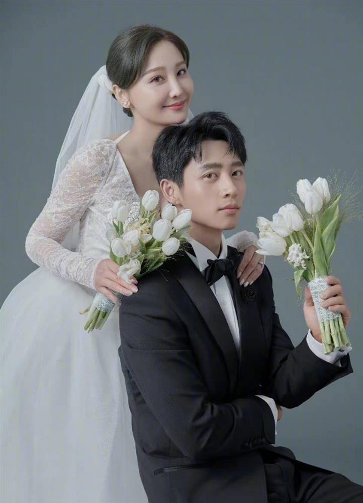 Hôn lễ ngập sắc đỏ của mỹ nam Vườn Sao Băng-3