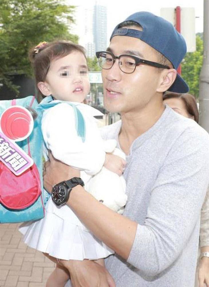 Xây dựng hình ảnh người bố tốt, Lưu Khải Uy gặp phản ứng ngược-3