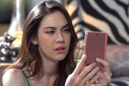 Vợ lật ngược thế cờ khiến chồng và 'tiểu tam' chỉ biết ôm hận!