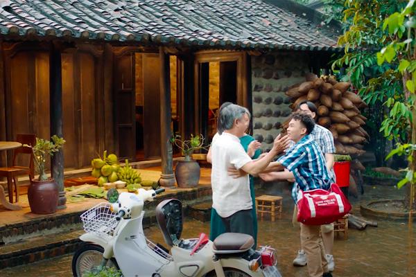 Những bài hát người xa quê phải rơi lệ ngày cuối năm-1