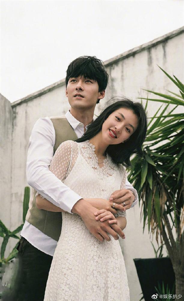 Thêm cặp đôi Cbiz nghi ly hôn, netizen vỗ tay nhiệt tình-1