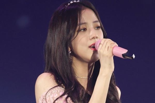 Nhìn Nayeon TWICE tưởng Jennie BLACKPINK: Trùng hợp hay bắt chước?-11