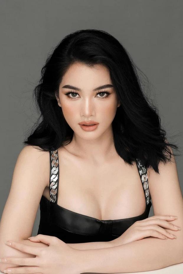 Cẩm Đan gây choáng với style quên quần, ngực như sắp nổ-4