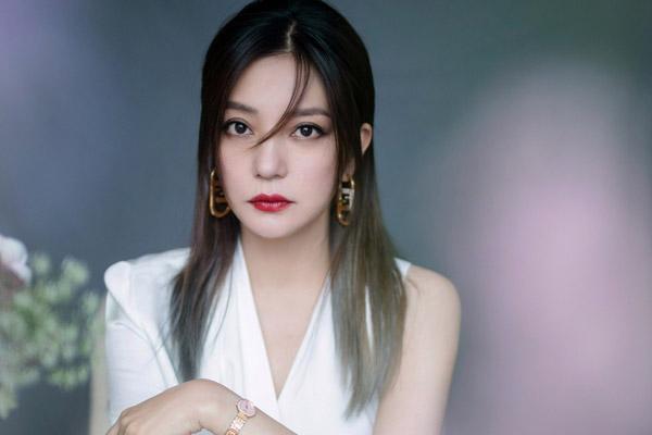 Công ty liên quan đến Triệu Vy bị đòi nợ-2