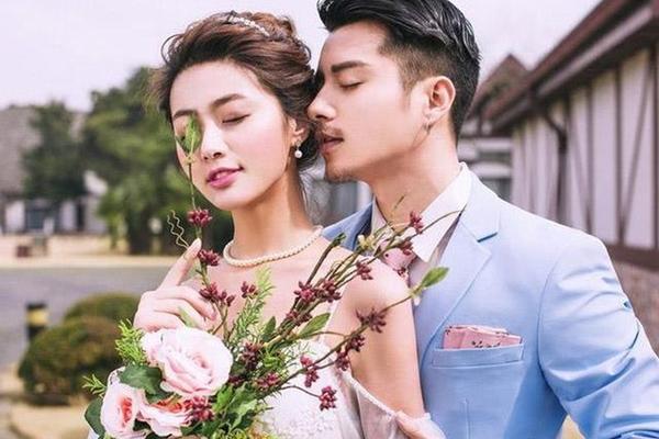 Ba lăng nhăng suốt 10 năm, mẹ thà bắt ghen chứ không ly hôn-3