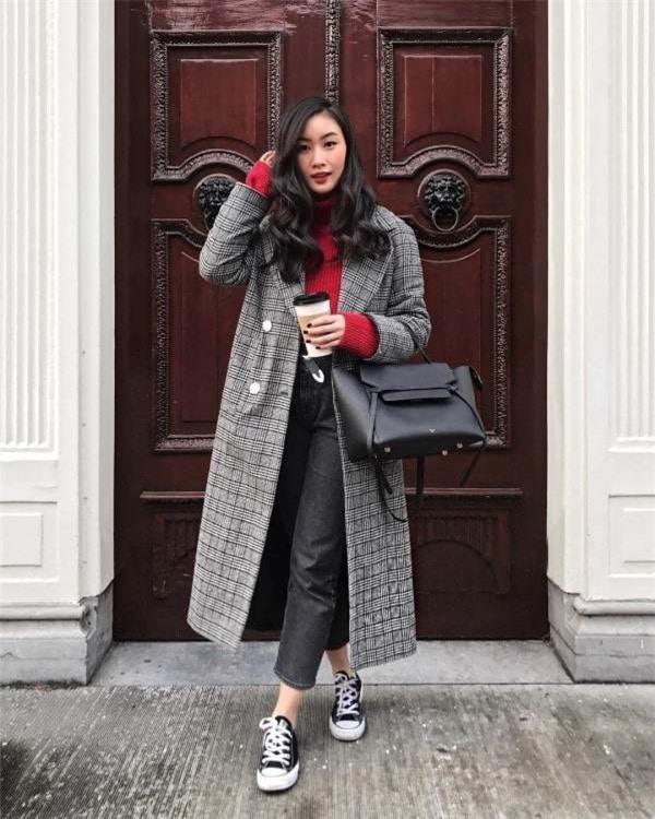 4 kiểu giày diện với áo khoác dáng dài cực tôn dáng-1