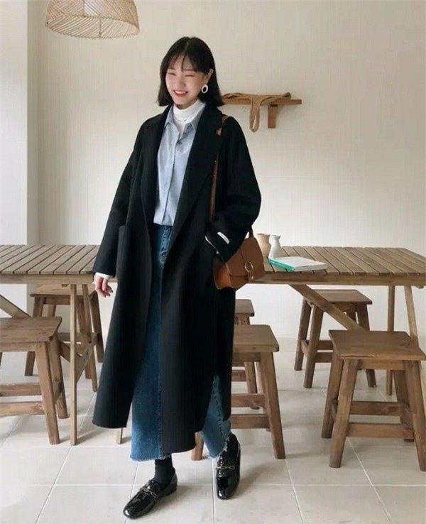 4 kiểu giày diện với áo khoác dáng dài cực tôn dáng-5