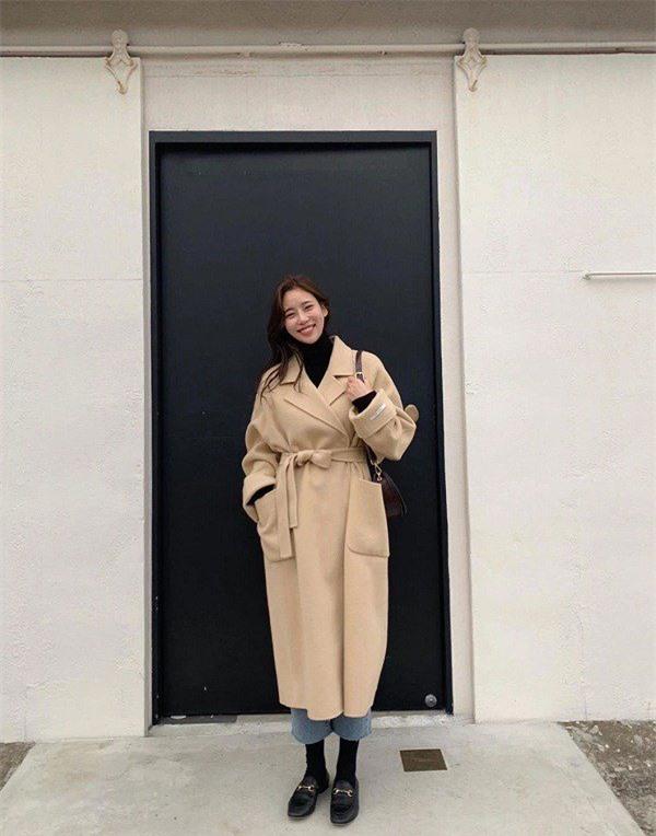 4 kiểu giày diện với áo khoác dáng dài cực tôn dáng-6