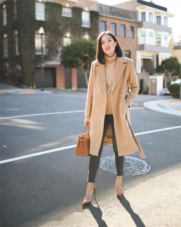 4 kiểu giày diện với áo khoác dáng dài cực tôn dáng-7