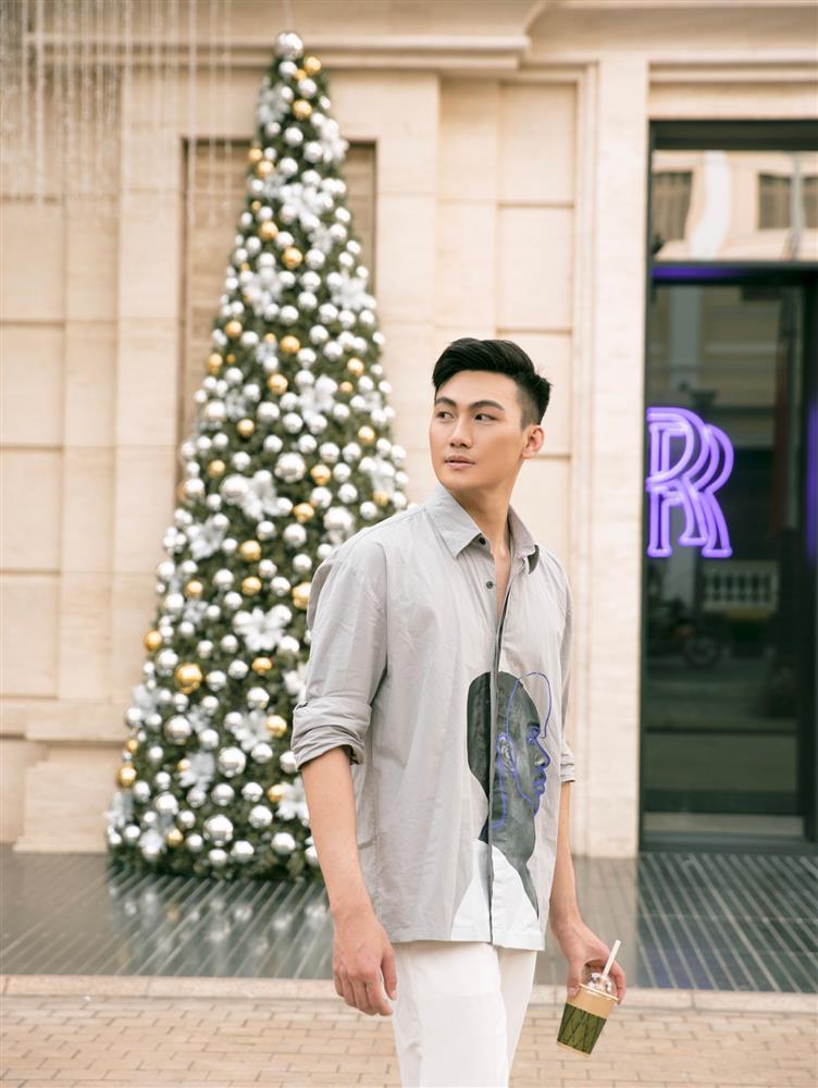 Sao Việt rộn ràng đón Noel: Gia đình Vy Oanh chiếm spotlight-5