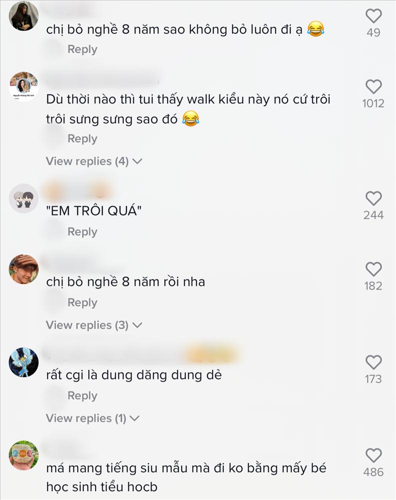 Vũ Thu Phương loạng choạng suýt vồ ếch khi catwalk-5