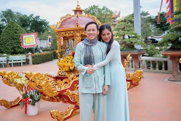 Hoài Linh trở lại rực rỡ, Vy Oanh, Hồng Vân ra sao sau ồn ào với CEO?-5