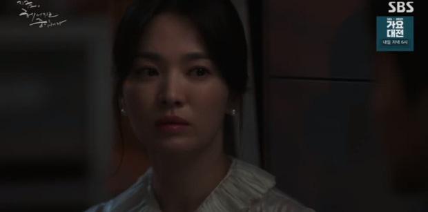 Song Hye Kyo khóc vì bạn, vì mẹ, vì bồ trẻ và hết!-2