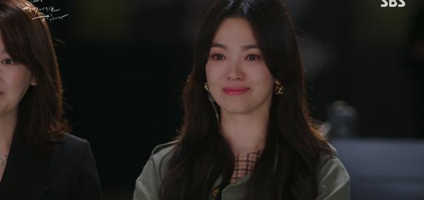 Song Hye Kyo khóc vì bạn, vì mẹ, vì bồ trẻ và hết!-4