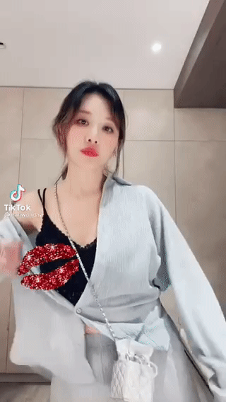Hari Won diện trang phục sexy nhảy nhót cực sung-1