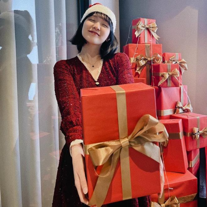 Hải Tú lộ vòng 2 lùm xùm giống như mới sinh chưa lâu-3