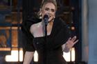 Kinh ngạc với thu nhập của 'họa mi' Adele trong 1 năm