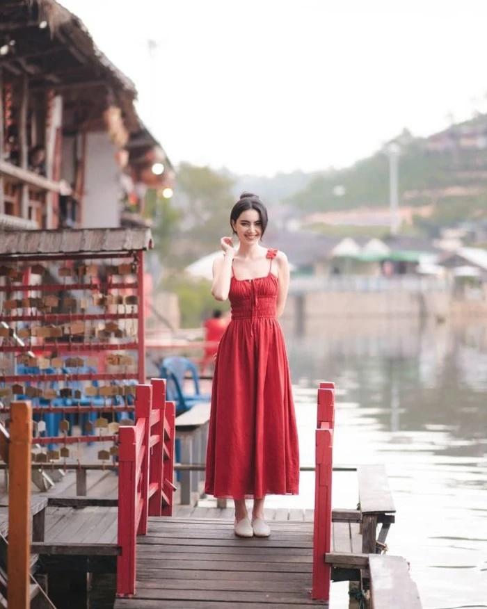 Mai Davika khoe ảnh sống ảo đẹp như cổ tích khi đi du lịch-4