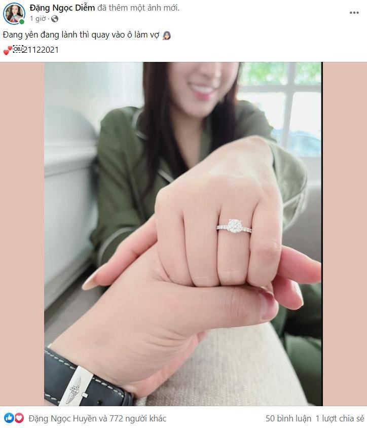 Em gái Huyền Baby phũ đẹp sau khi công khai bạn trai cầu hôn-1