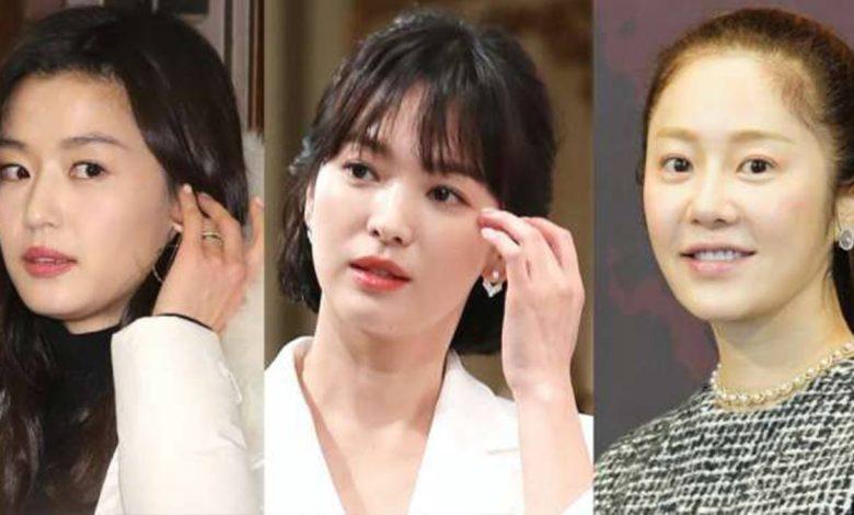 Song Hye Kyo ngậm ngùi nhìn Lee Young Ae nhận giải thưởng lớn-2