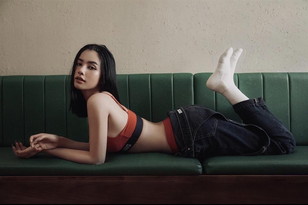 Chồng cũ Lệ Quyên đúng số hưởng: 2 bồ tin đồn đều trẻ đẹp, sexy-15