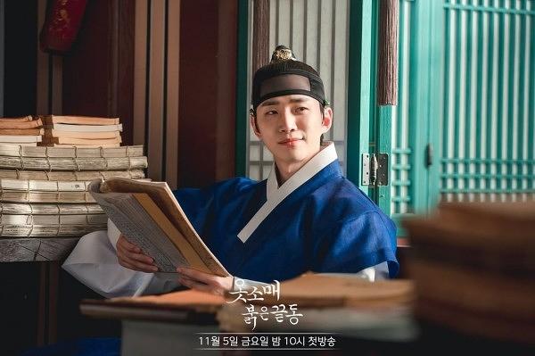 Thần tượng Hàn diễn xuất năm 2021: Người lên đỉnh, kẻ flop nặng-1