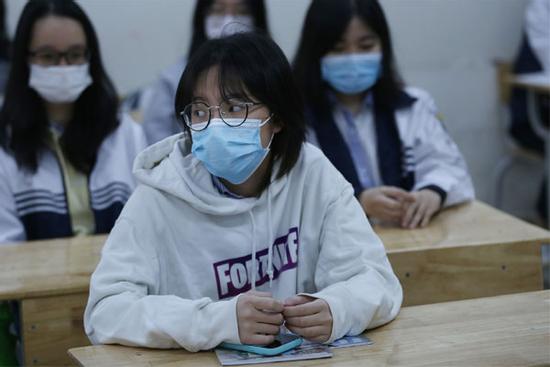 8 quận ở Hà Nội dừng dạy học trực tiếp