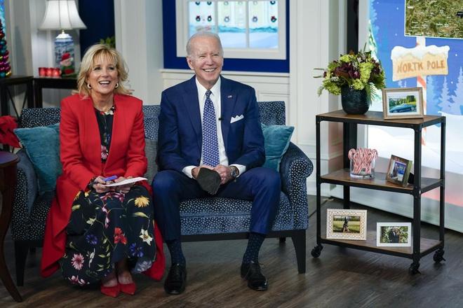 Lễ Giáng sinh kém náo nhiệt ở Nhà Trắng-1