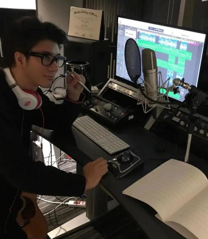 Soi biệt thự Vương Lực Hoành tặng vợ cũ: Thừa rộng để mở concert riêng-10