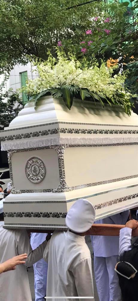 Tang lễ NS Thanh Kim Huệ ngày cuối: NS Thanh Điền gắng gượng chu toàn hậu sự-1