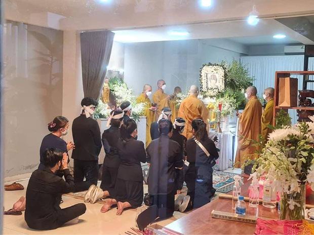 Tang lễ NS Thanh Kim Huệ ngày cuối: NS Thanh Điền gắng gượng chu toàn hậu sự-4