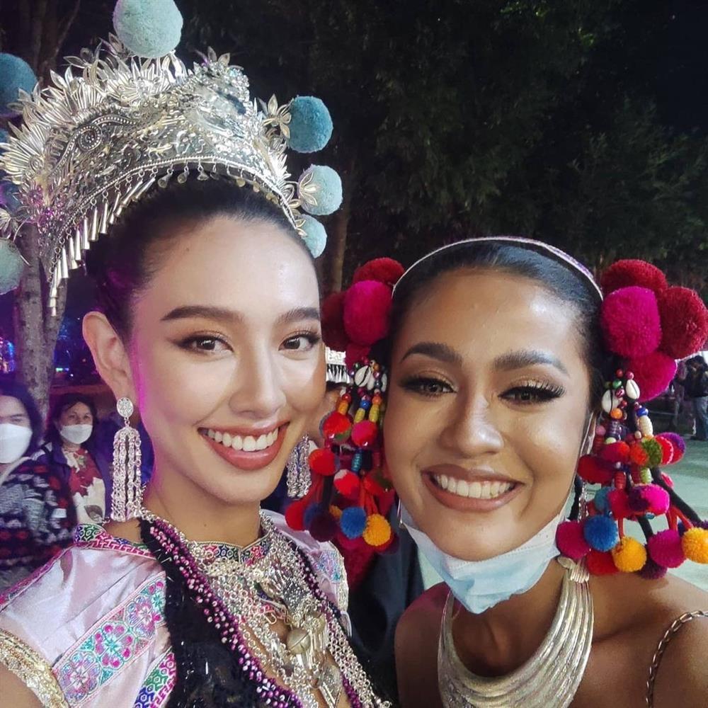 Thùy Tiên há hốc mồm khi Á hậu Thái Lan mặc váy trong suốt-13