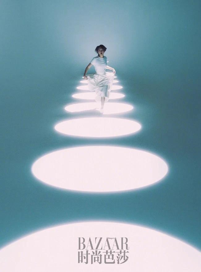 Tung full ảnh tạp chí, Sơn Tùng bị tố đạo nhái Châu Tấn-5